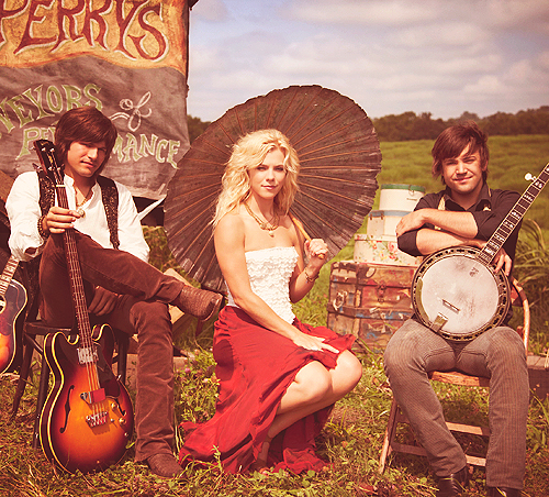 The Band Perry 1005