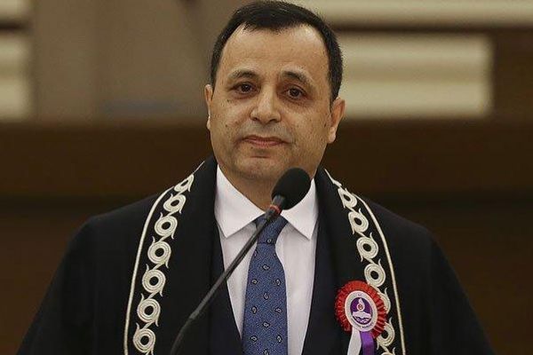 &quot;Yasal değişiklikler kaçınılmaz hale geldi&quot; Max Fm 95.8 Maximum Music