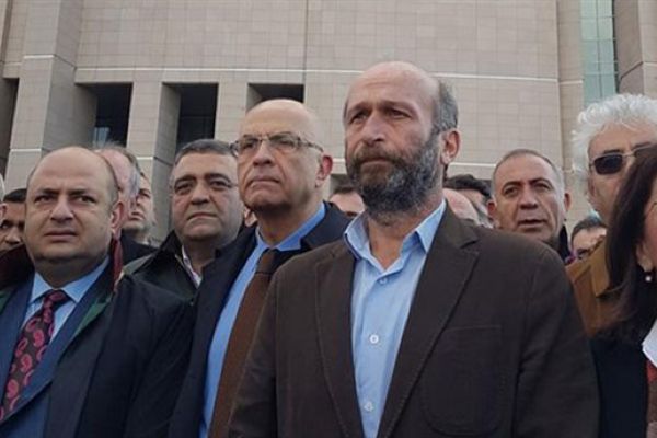 MİT TIRları davasında Enis Berberoğlu ve Erdem Gül için karar