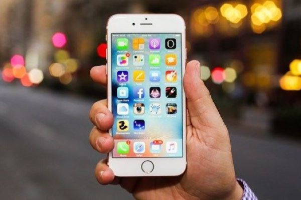iOS 12.3 güncellemesi alacak iPhonelar...