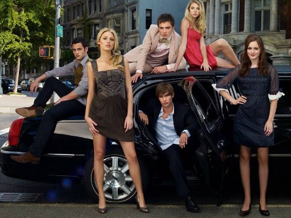 Gossip Girl yeniden ekrana dönüyor