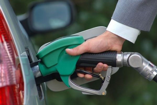 Benzine ve motorine zam !
