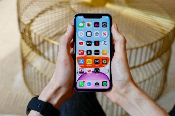 Apple, iPhone 11 üretimini artırıyor