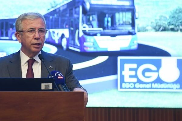 Özel sektörde mesai saatlerini değiştirmek istiyoruz
