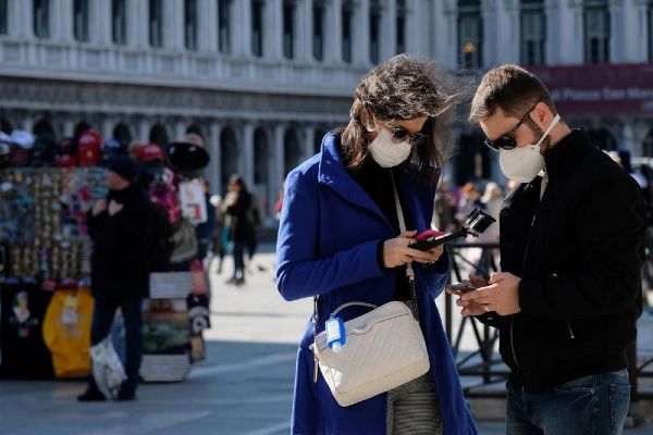 Apple ve Googledan ortak corona uygulaması