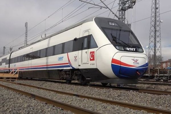 YHT seferleri 28 Mayısta başlatılıyor