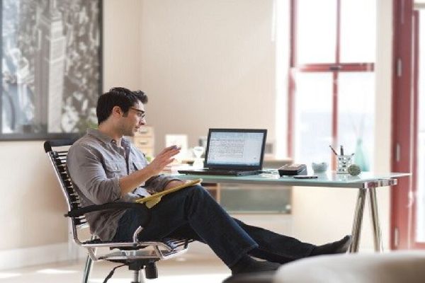 Fujitsu evden çalışma modelini kalıcı hale getirdi