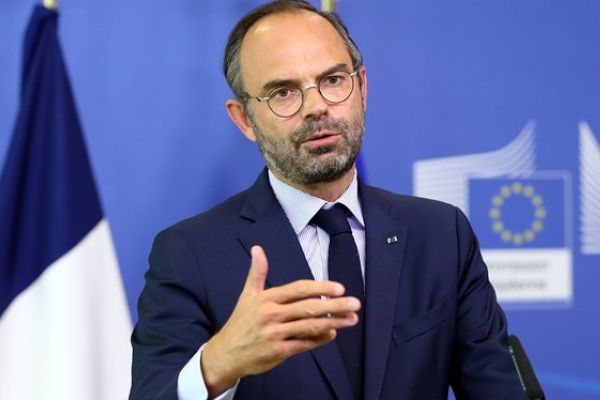 Fransa Başbakanı Philippe istifa etti