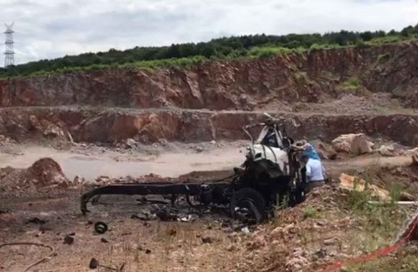 Sakaryada havai fişek taşıyan kamyonda patlama