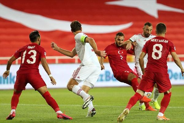 Milliler mağlubiyetle başladı