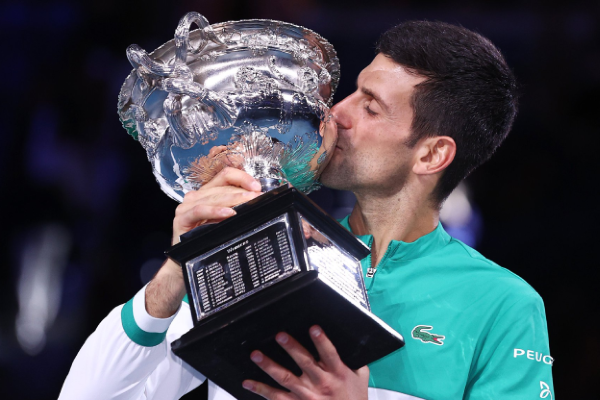 Avustralya Açıkta tek erkekler şampiyonu Novak Djokovic