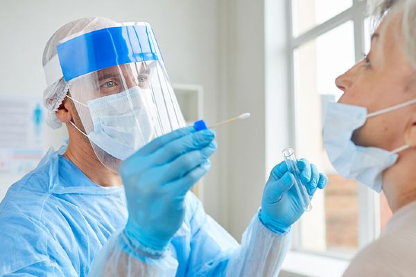 Kişisel Verileri Koruma Kurulundan aşı ve PCR testi kararı