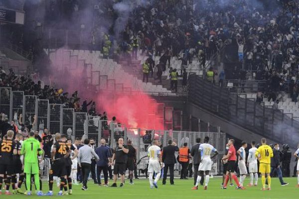 UEFAdan Galatasaraya ceza