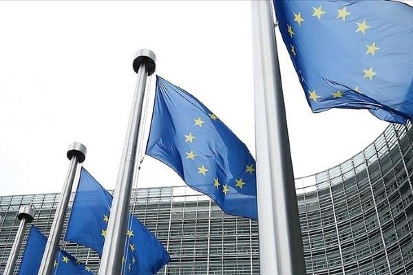 AB, internet üzerinden çocuk istismarını önlemek için tasarı hazırladı