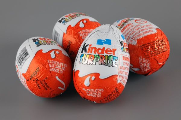 Salmonella bakterisi Kinder çikolata ürünleri nedeniyle 12 ülkede en az 324 kişiye bulaştı