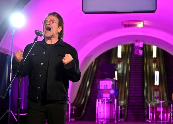 U2dan Ukraynaya destek