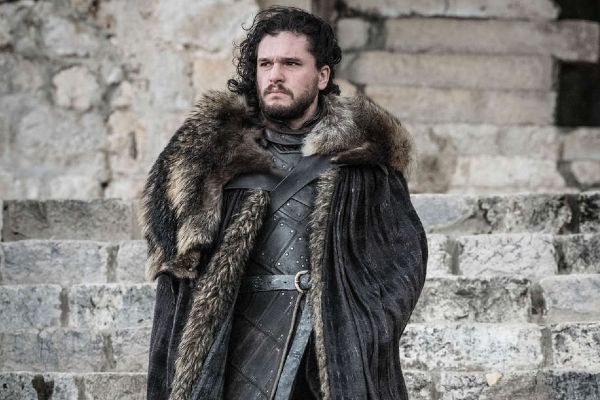 Kit Harington Jon Snow rolüne dönüyor