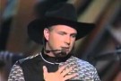 Garth Brooks - 1992 - "The River" country music awards.