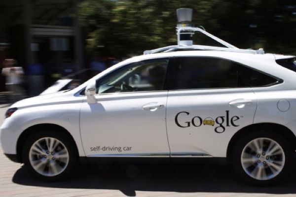 Google, sürücüsüz kargo aracı patentini aldı