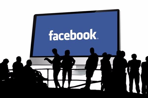 Facebook, kullanıcılarına iş bulacak