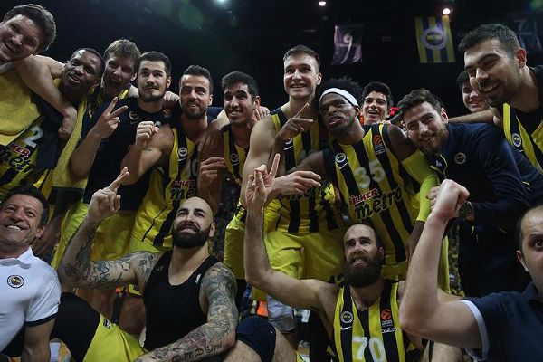Fenerbahçe Dörtlü Finalde