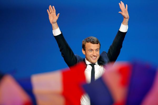 Fransada Macron ve Le Pen 2.tura kaldı