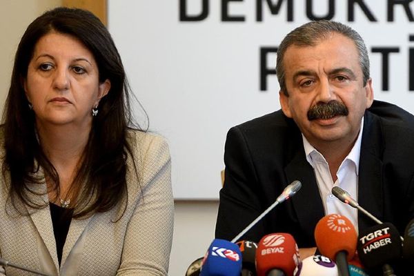 HDPli Pervin Buldan ve Sırrı Süreyya Öndere soruşturma