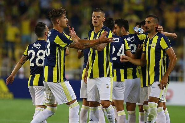 Fenerbahçenin UEFA Şampiyonlar Ligindeki rakibi belli oldu