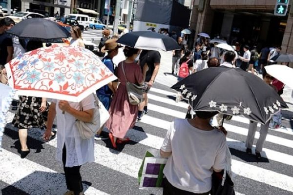 Japonyada sıcaklık rekor düzeye ulaştı