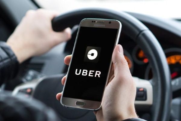 Danimarkada Uber sürücülerine ceza yolu açıldı