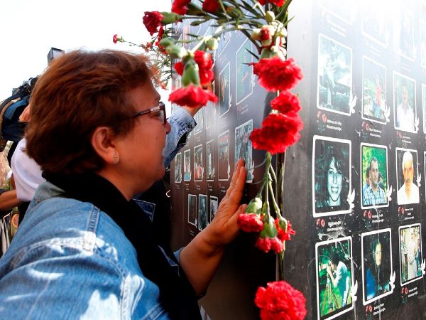 Ankara Tren Garı kurbanları için anma töreni