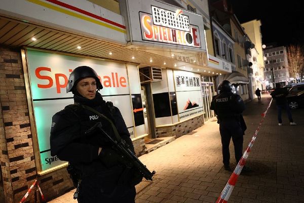 Almanyanın Hanau kentinde ırkçı saldırı