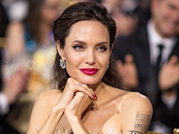 Angelina Jolieden 1 milyon dolarlık bağış