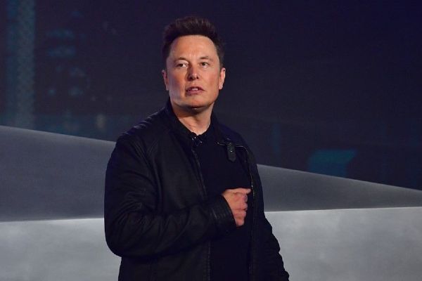 Elon Muskla ilgili dizi hazırlanıyor