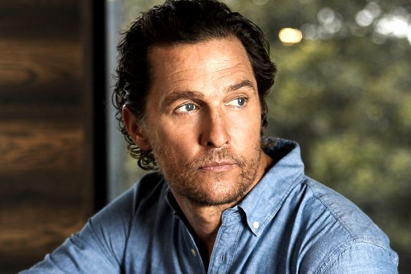 Matthew McConaughey valilikten vazgeçti