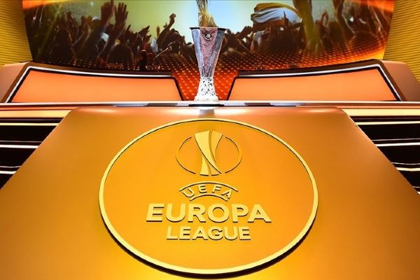 Galatasaray Avrupada yoluna devam ediyor, Fenerbahçe şansını kaybetti