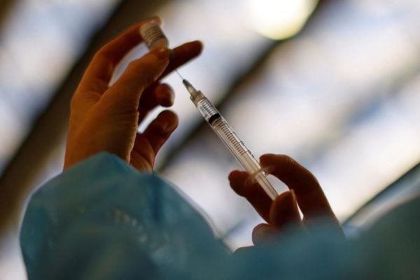 Pfizer-BioNTech, yeni aşı için tarih verdi