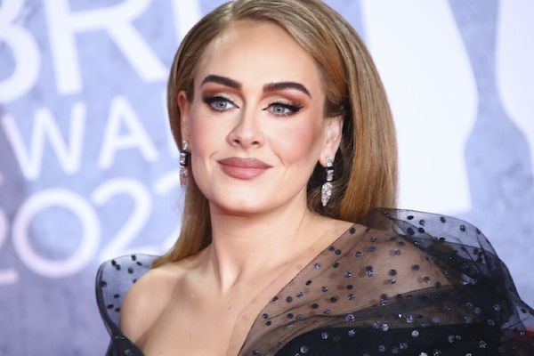 Adele, Sylvester Stallone’un evini aldı