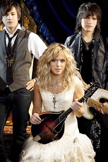 The Band Perry 1002
