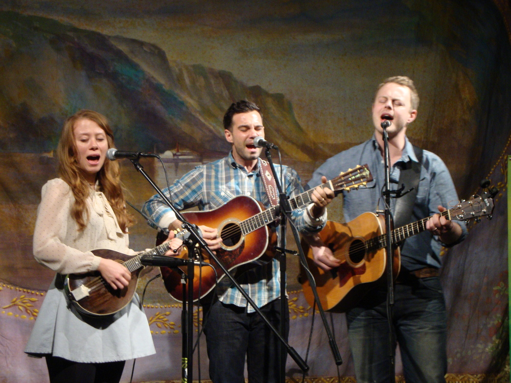 THE LONE BELLOW 1007