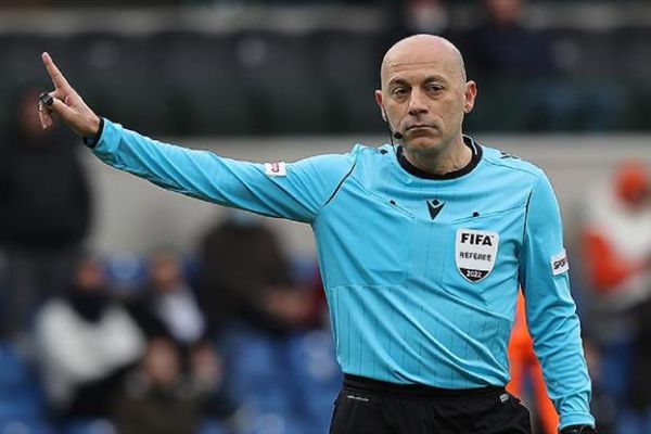 Cüneyt Çakır kariyerini noktaladı
