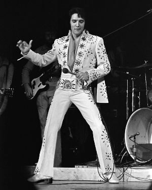 Elvis Presleyin eşyaları müzayedede